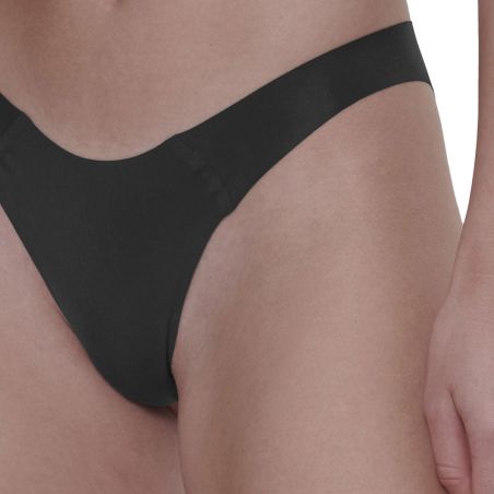 Sloggi Zero Feel 2.0 Tiny Tanga Zwart Sloggi Zero Feel 2.0 Tiny Tanga Zwart